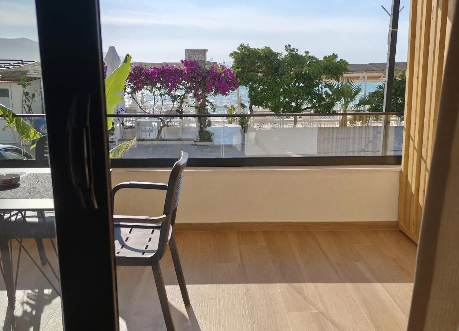 Takas Hotel Radhime Albania