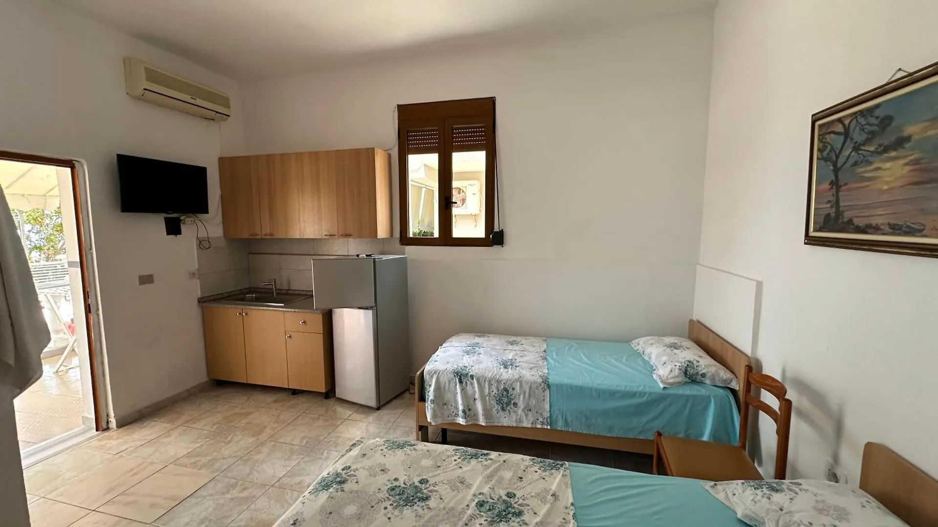 Takas Hotel Radhime